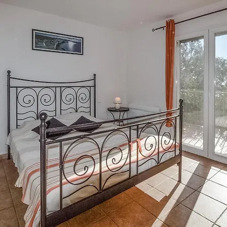 Cozy In Porto-vecchio * Порто-Веккьо